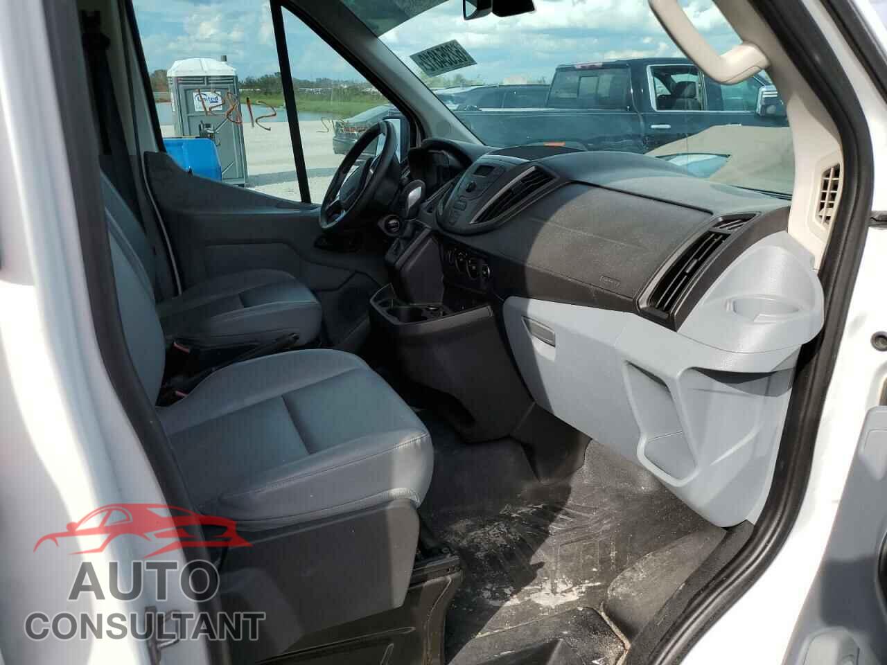 FORD TRANSIT 2016 - 1FTYR2CM1GKA82368