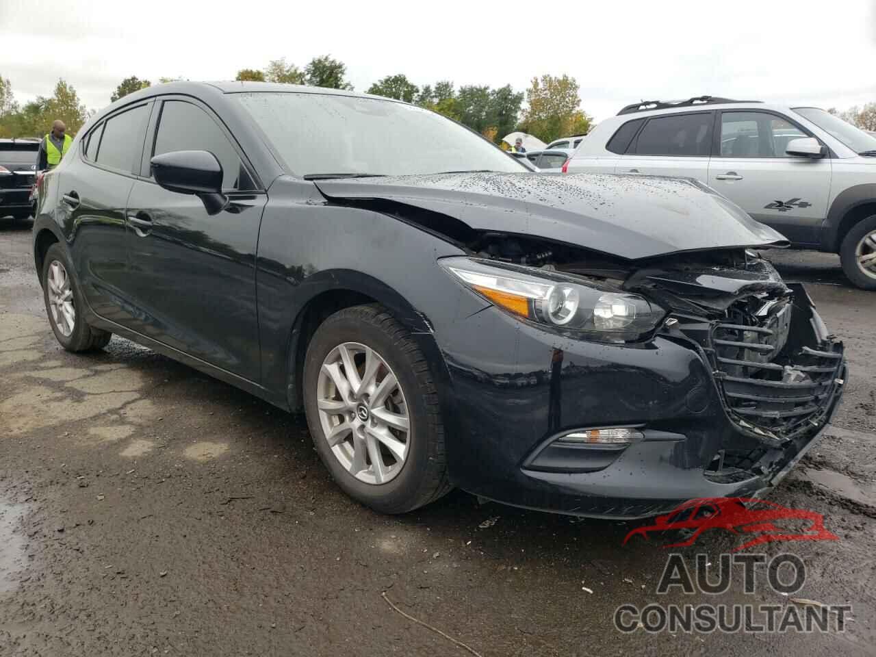 MAZDA 3 2018 - 3MZBN1K78JM212375