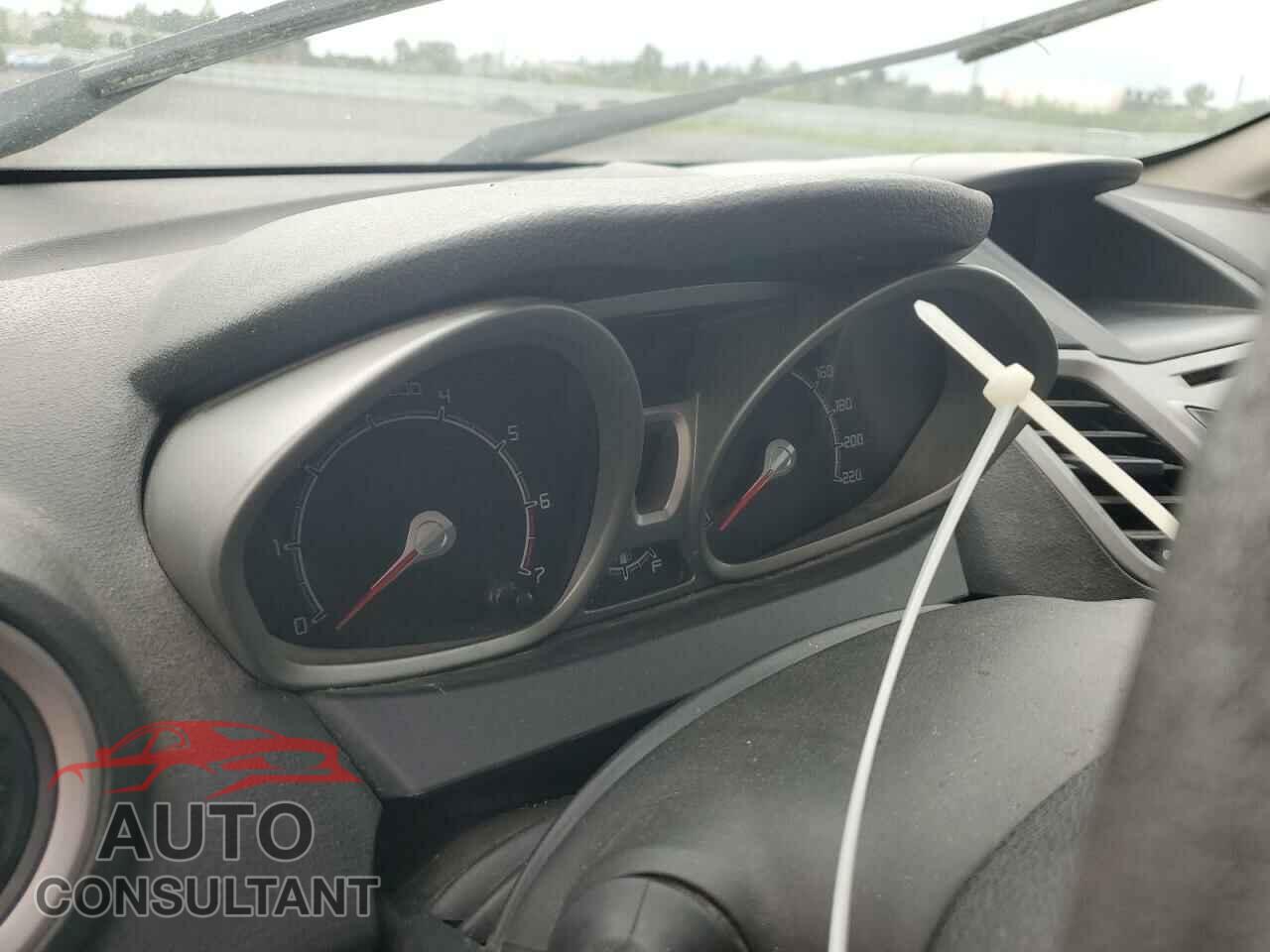 FORD FIESTA 2013 - 3FADP4EJ7DM197019