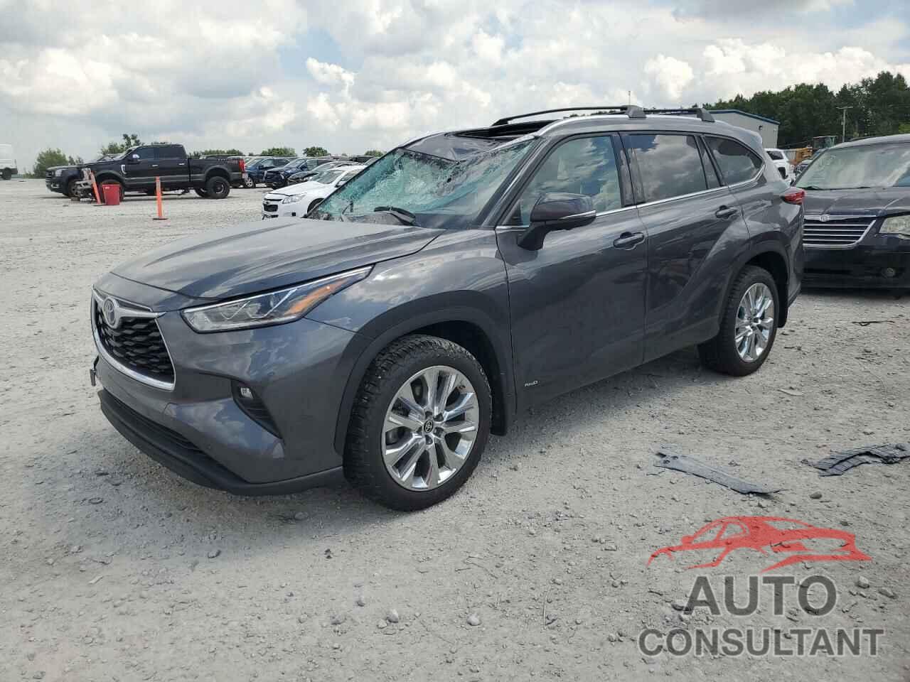 TOYOTA HIGHLANDER 2023 - 5TDXBRCHXPS111841