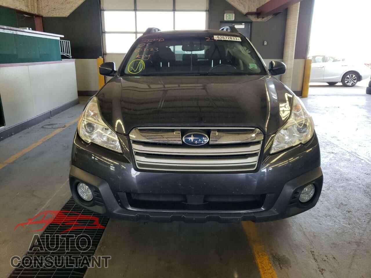 SUBARU OUTBACK 2013 - 4S4BRCCC2D3257540