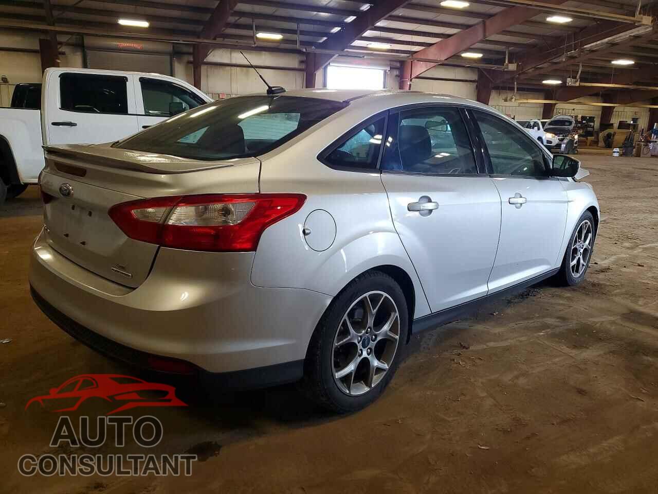 FORD FOCUS 2014 - 1FADP3F29EL217758
