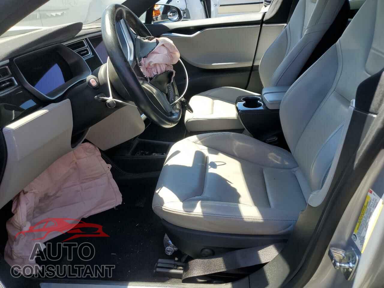 TESLA MODEL S 2016 - 5YJSA1E22GF128581