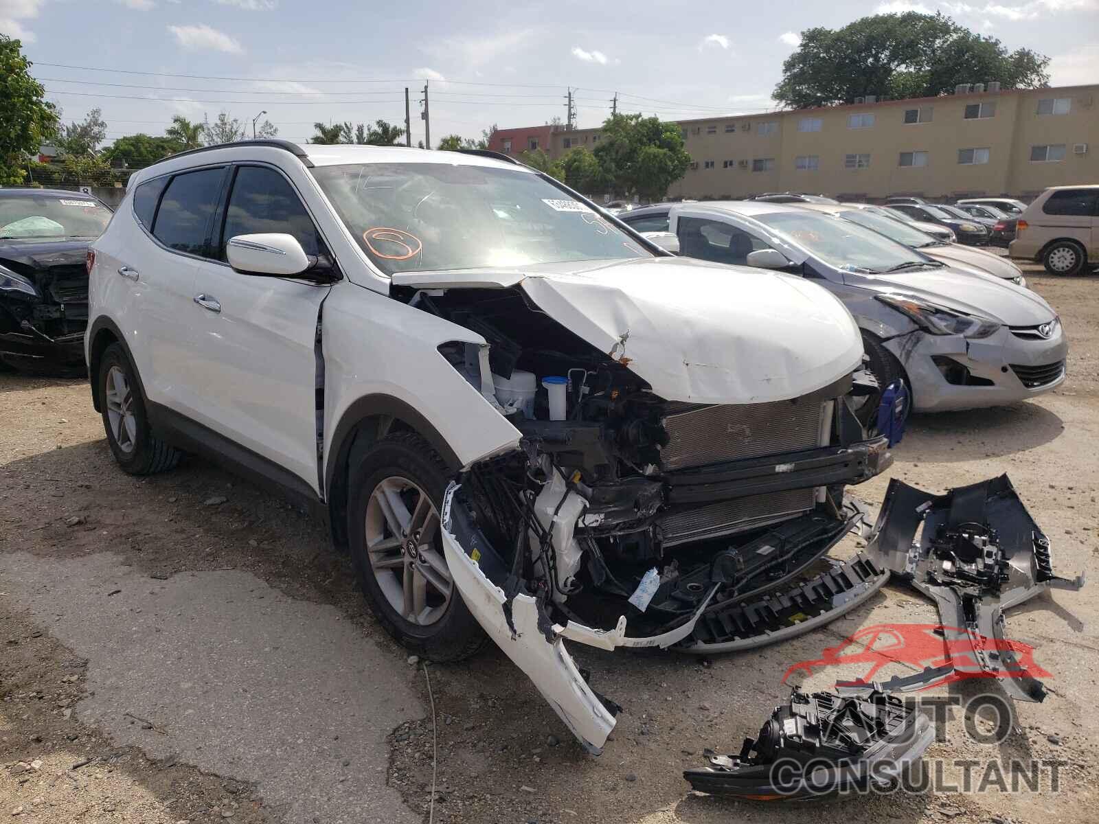 HYUNDAI SANTA FE 2018 - 5NMZU3LB7JH070428