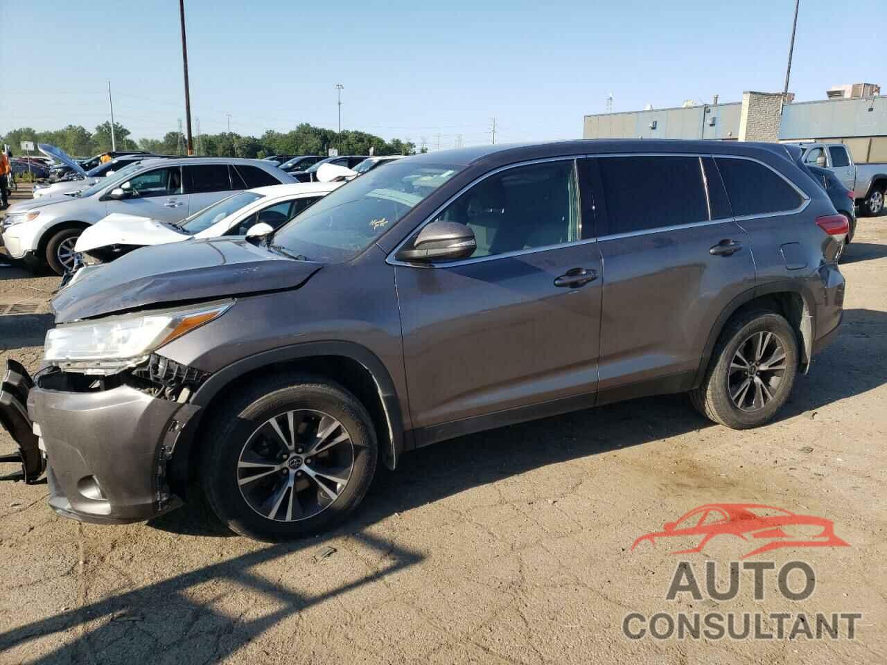 TOYOTA HIGHLANDER 2019 - 5TDBZRFH9KS713575