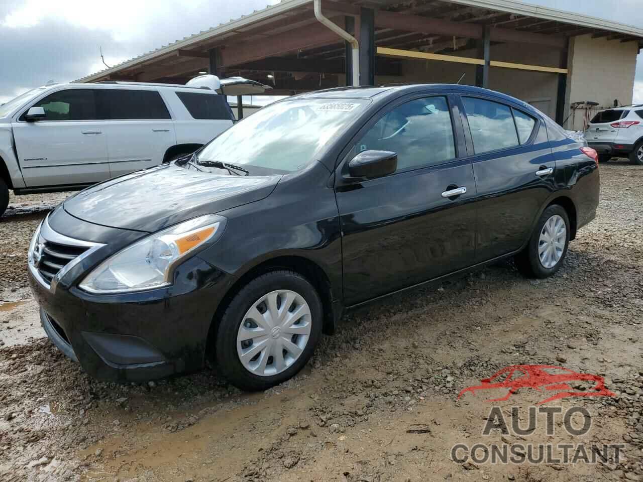 NISSAN VERSA 2017 - 3N1CN7AP3HL897903