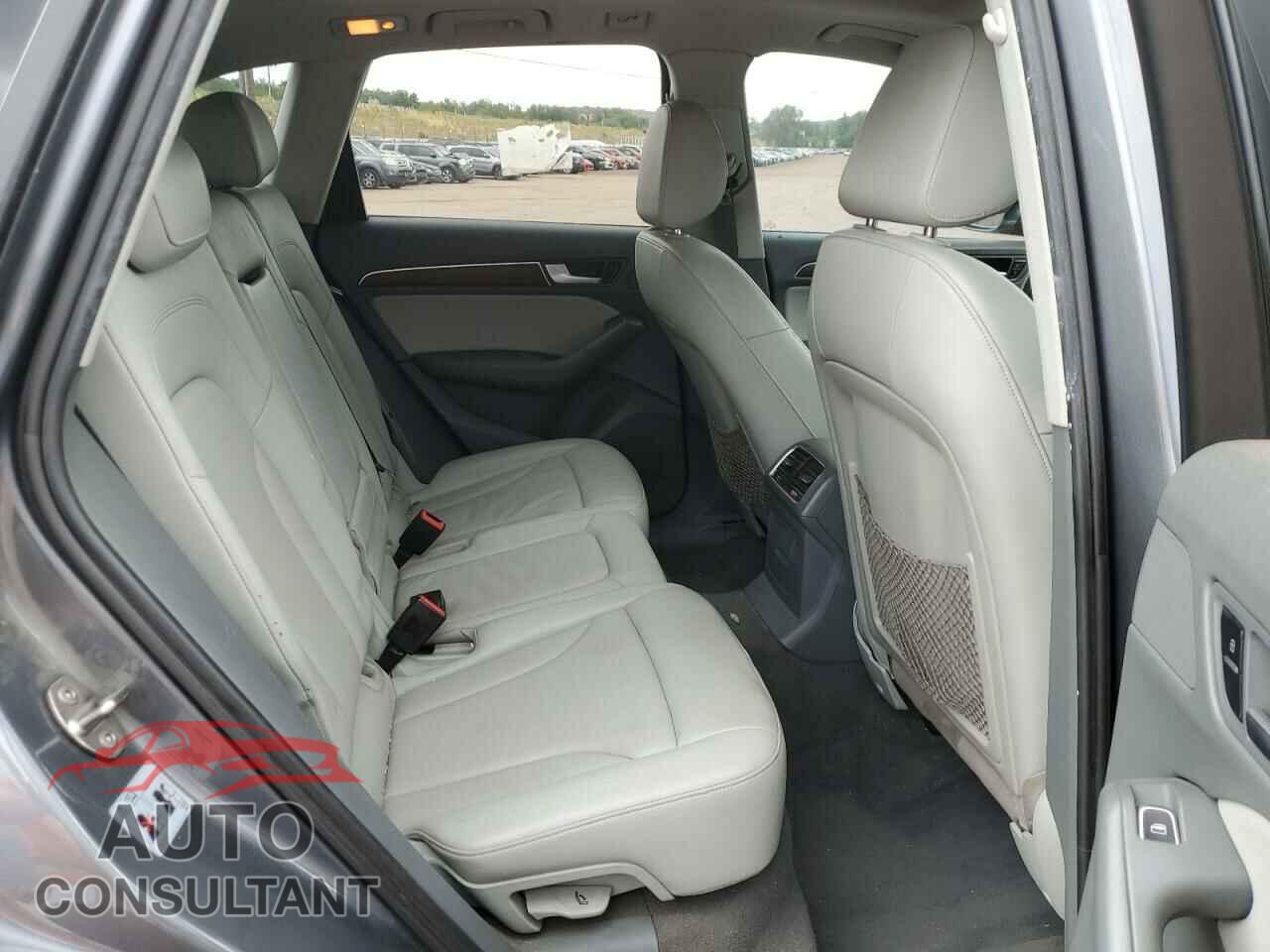 AUDI Q5 2014 - WA1LFAFP0EA010643