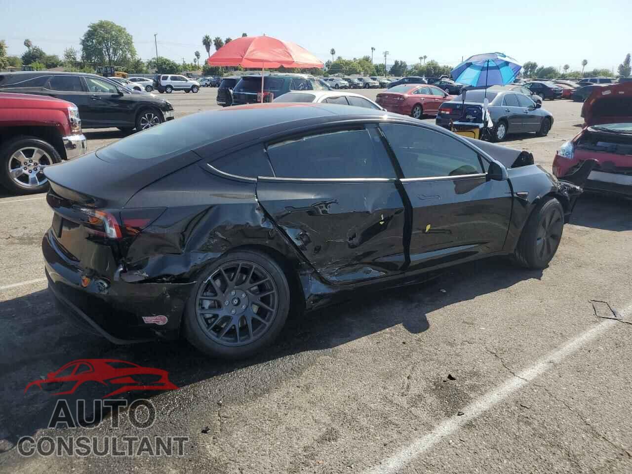 TESLA MODEL 3 2024 - 5YJ3E1EAXRF726517