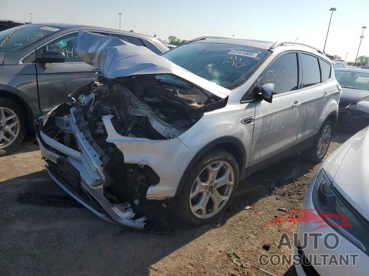 FORD ESCAPE 2017 - 1FMCU9J97HUE03945