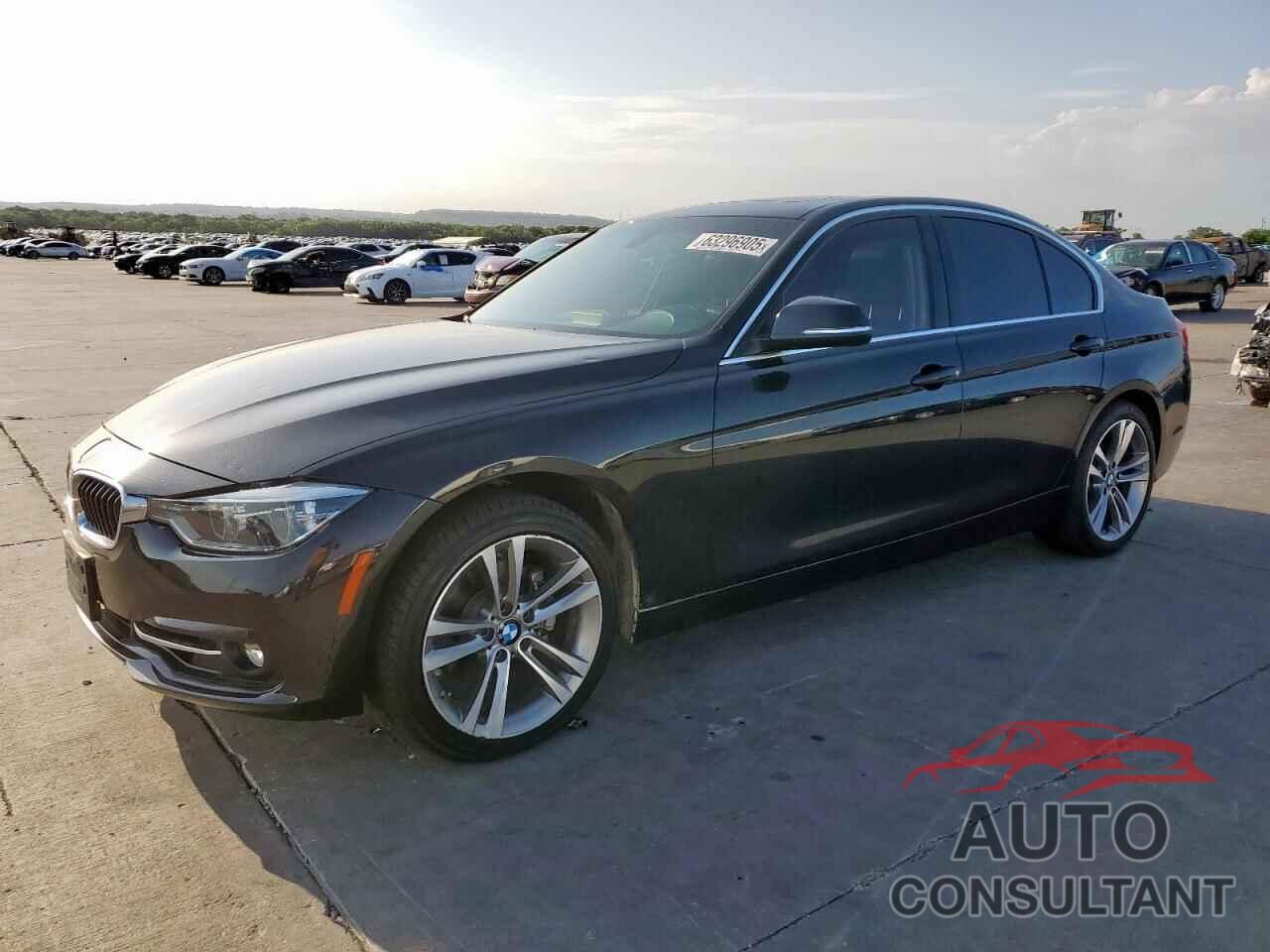 BMW 3 SERIES 2018 - WBA8B9C58JEE82777