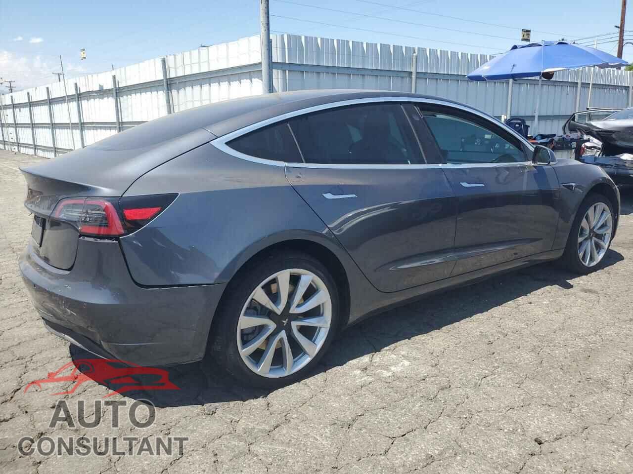 TESLA MODEL 3 2019 - 5YJ3E1EA3KF543031