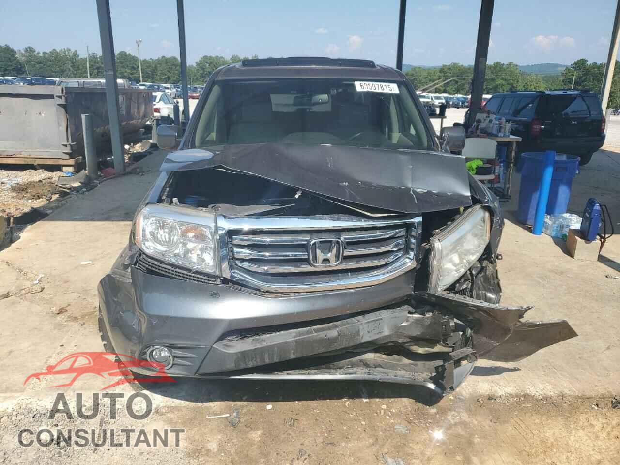 HONDA PILOT 2013 - 5FNYF3H77DB009046
