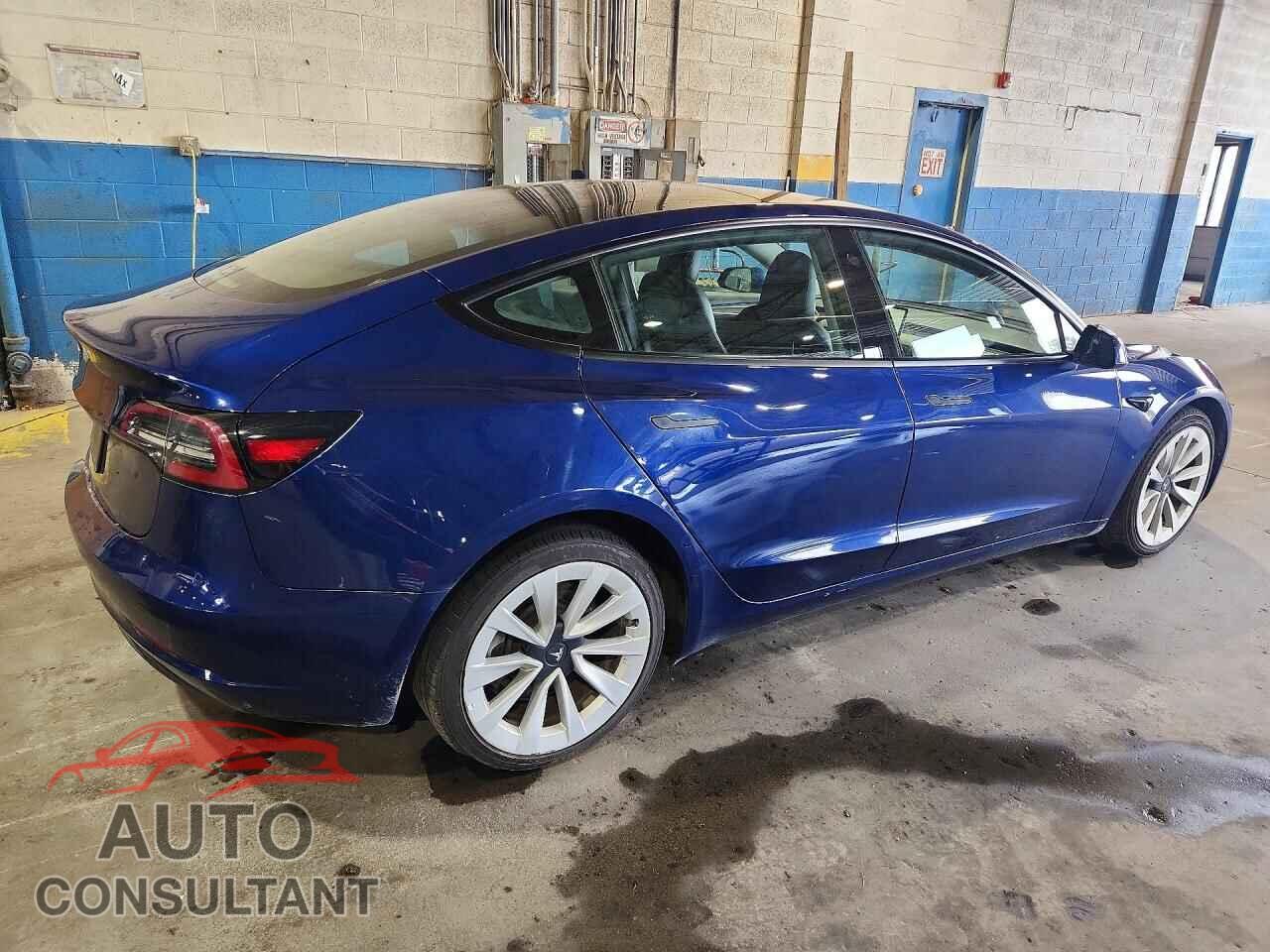 TESLA MODEL 3 2023 - 5YJ3E1EA5PF450695
