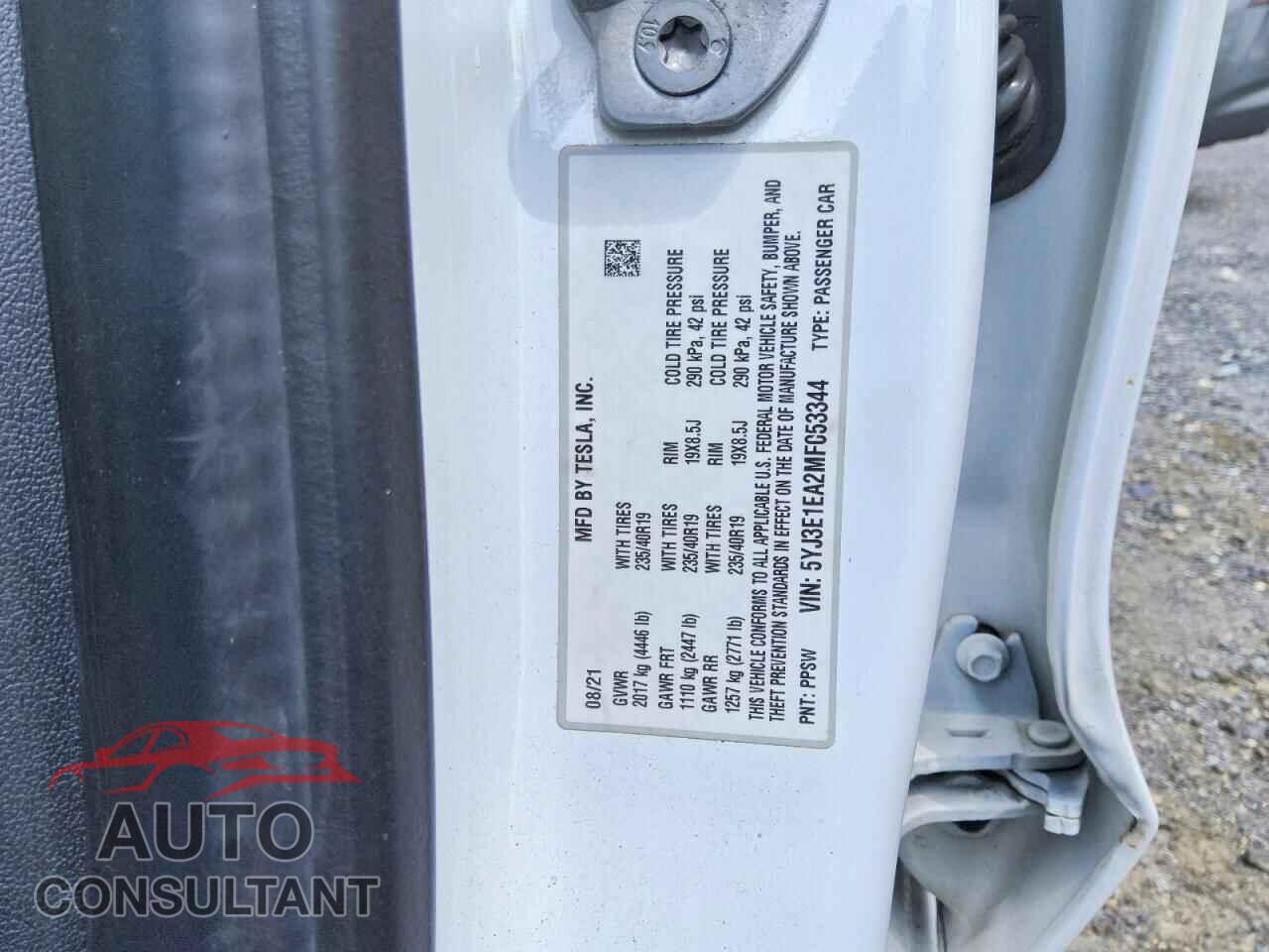 TESLA MODEL 3 2021 - 5YJ3E1EA2MF053344
