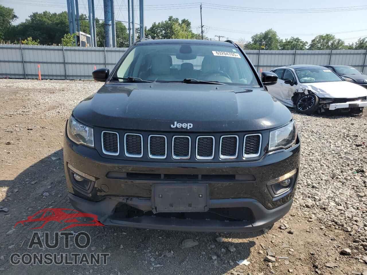 JEEP COMPASS 2018 - 3C4NJDBB5JT117375