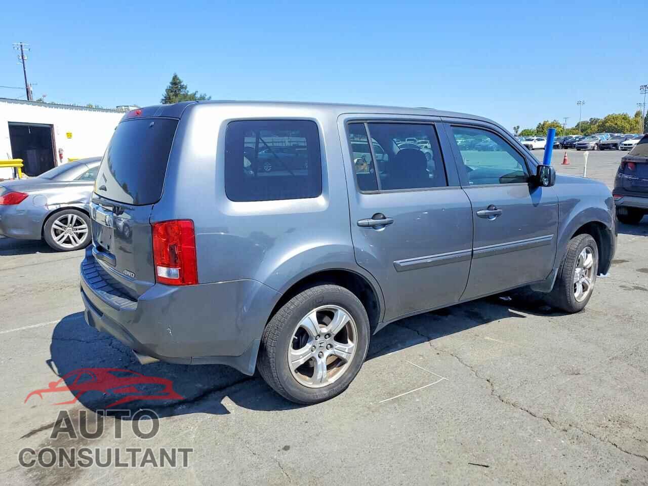 HONDA PILOT 2013 - 5FNYF4H52DB071314