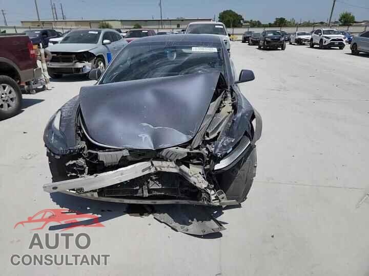TESLA MODEL 3 2021 - 5YJ3E1EA0MF098203