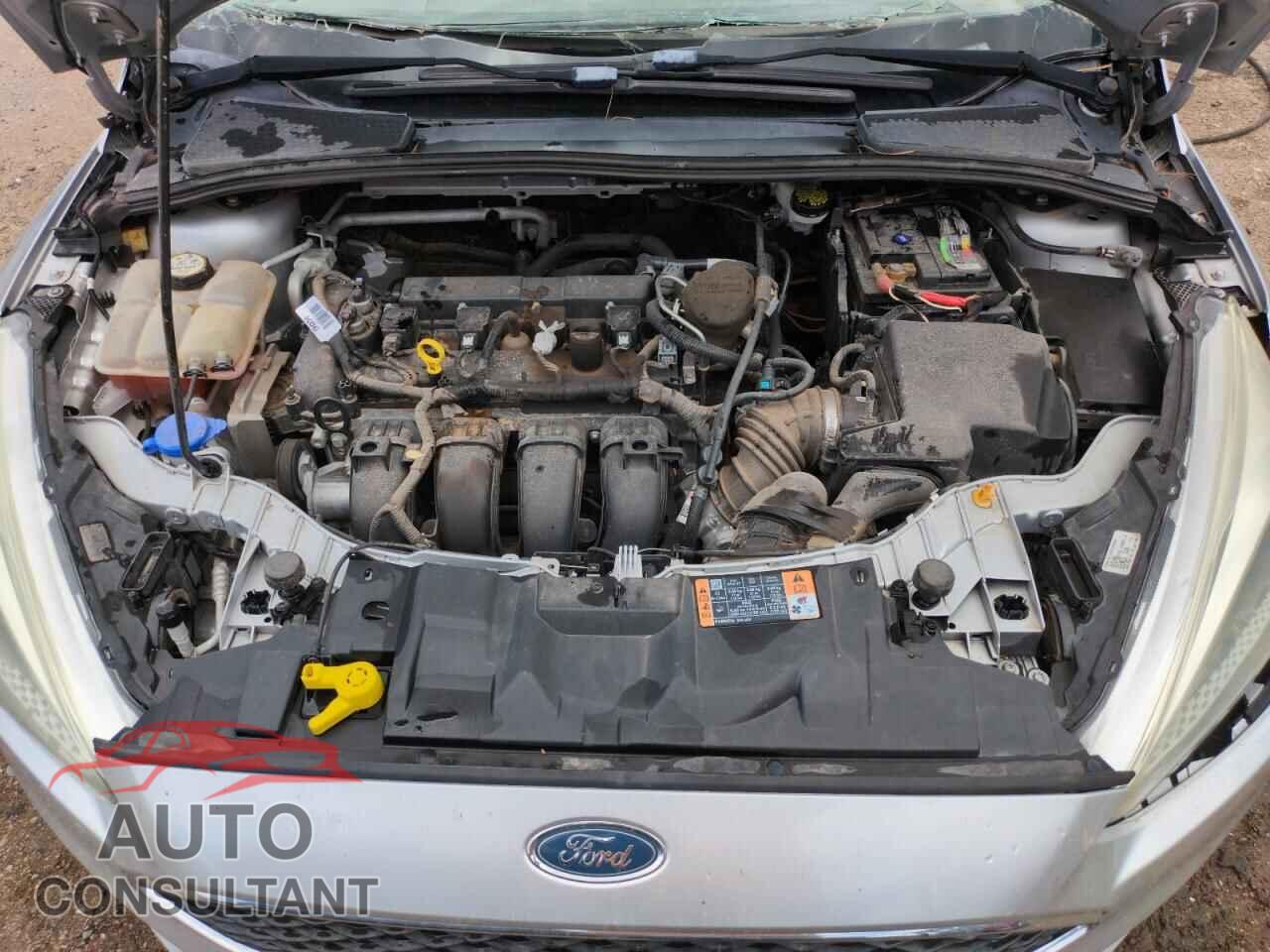 FORD FOCUS 2015 - 1FADP3F25FL240519