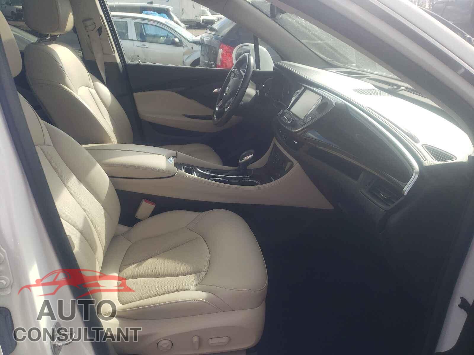 BUICK ENVISION 2019 - LRBFX4SX6KD026345