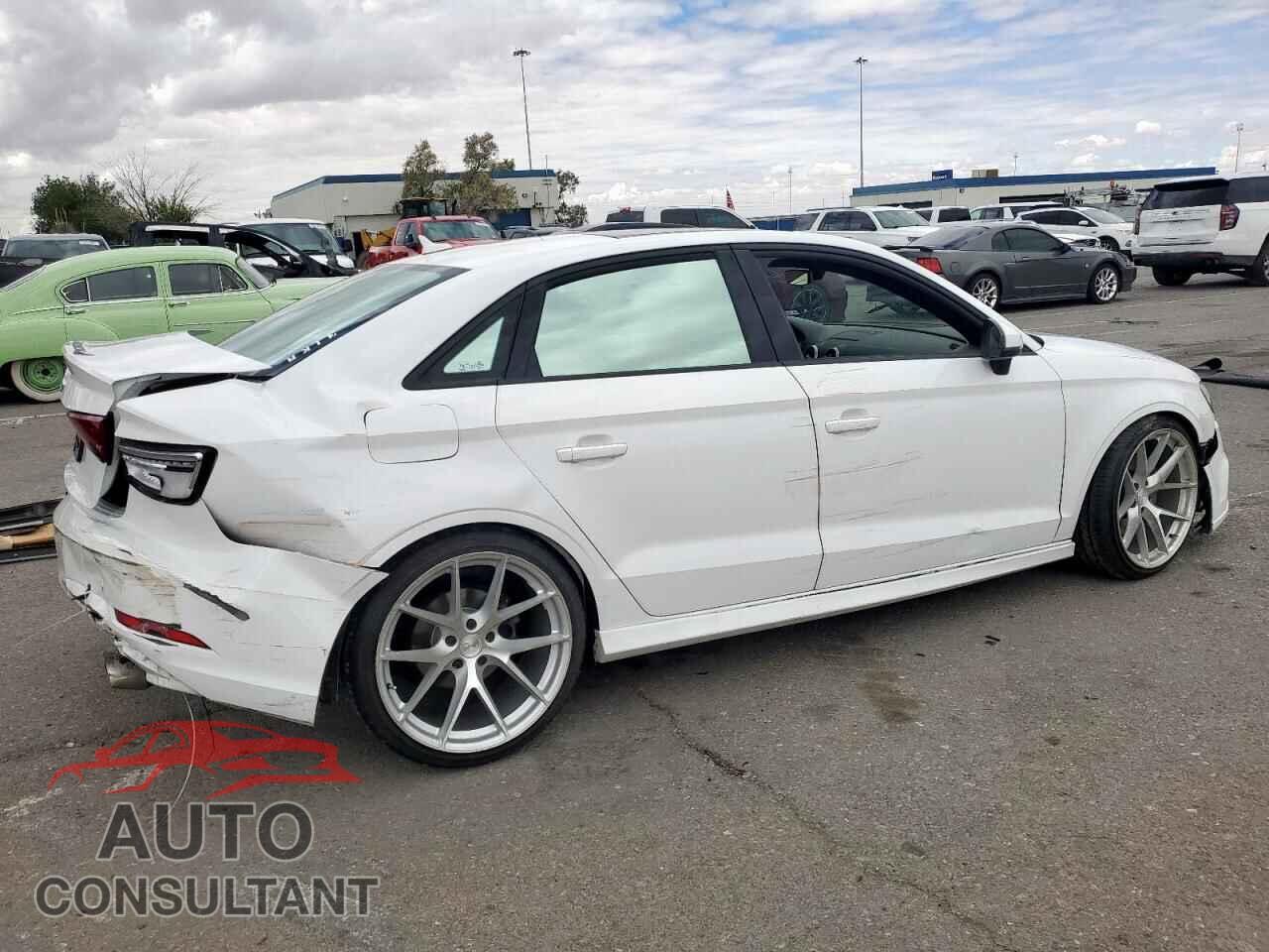 AUDI A3 2017 - WAUAUGFF8H1045252