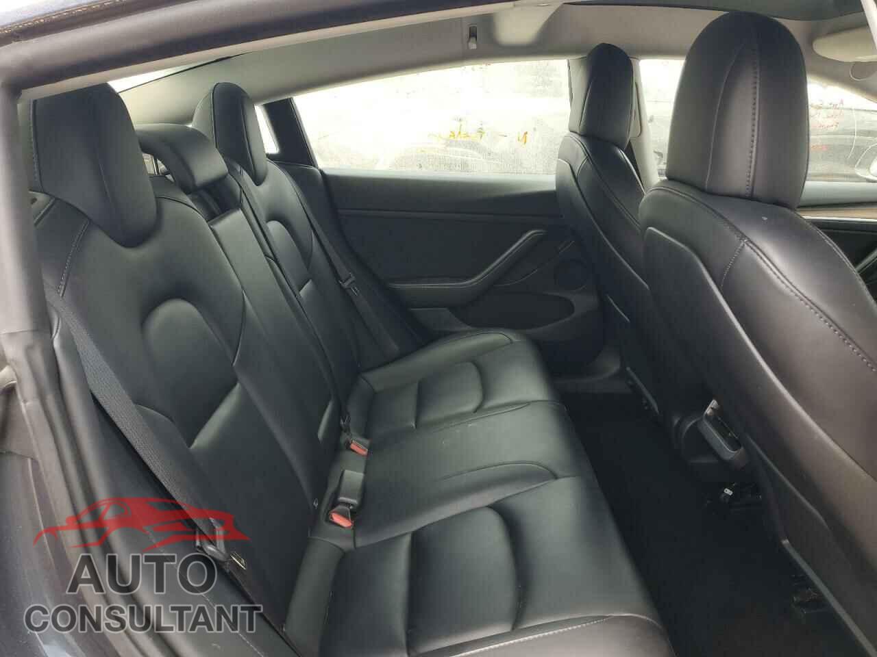 TESLA MODEL 3 2022 - 5YJ3E1EA6NF368570