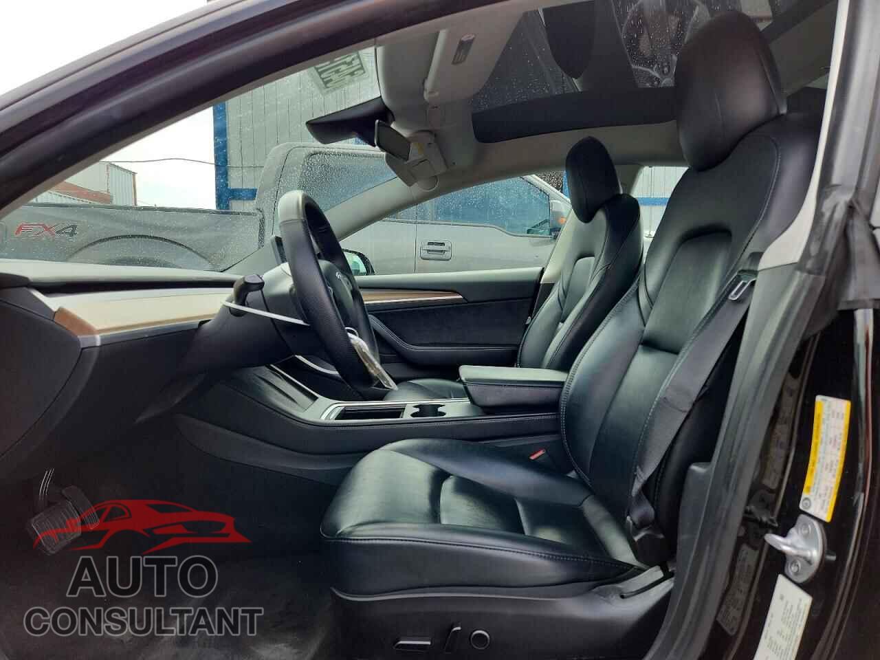 TESLA MODEL 3 2023 - 5YJ3E1EA9PF449856