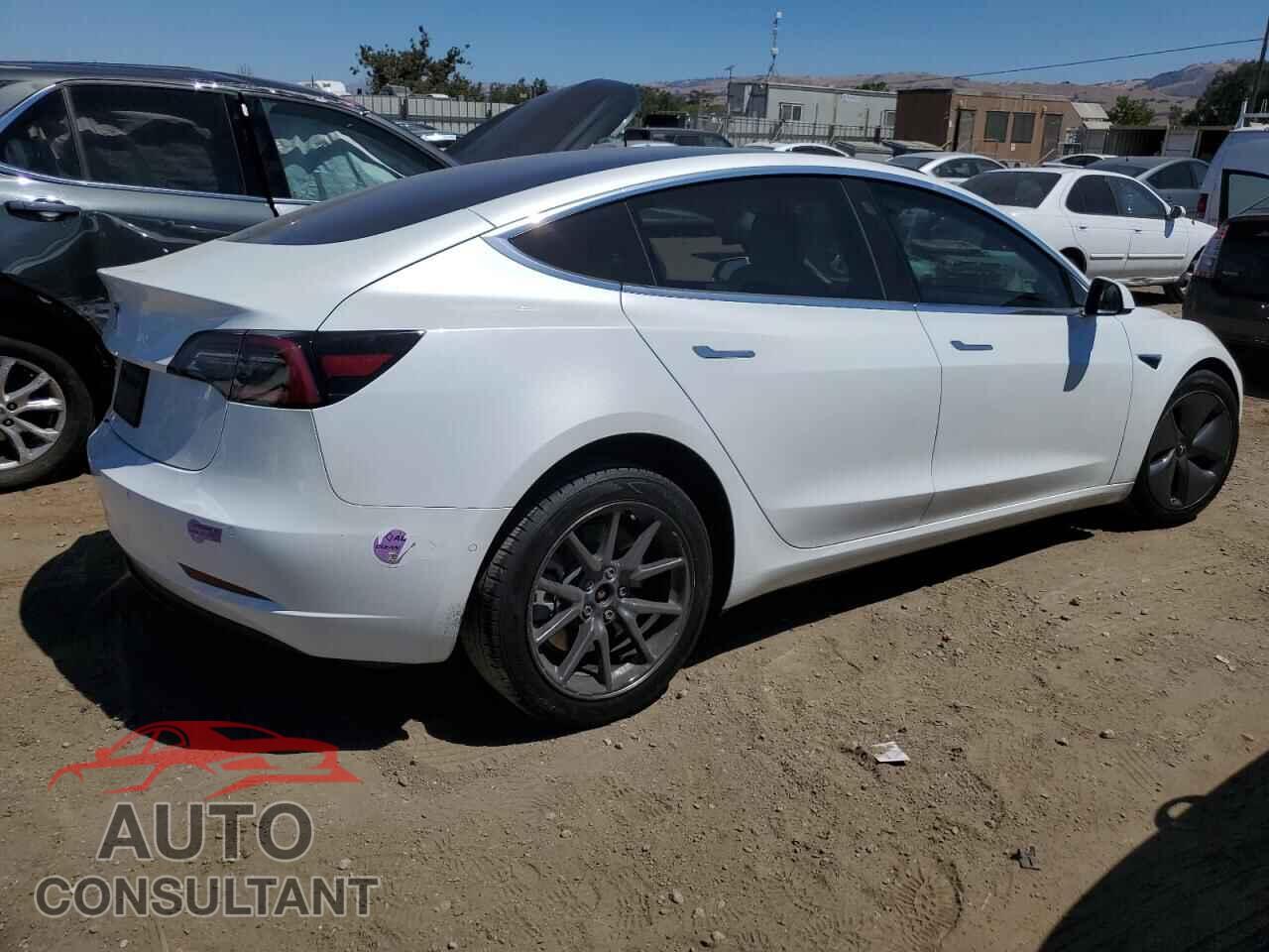 TESLA MODEL 3 2019 - 5YJ3E1EA4KF509437