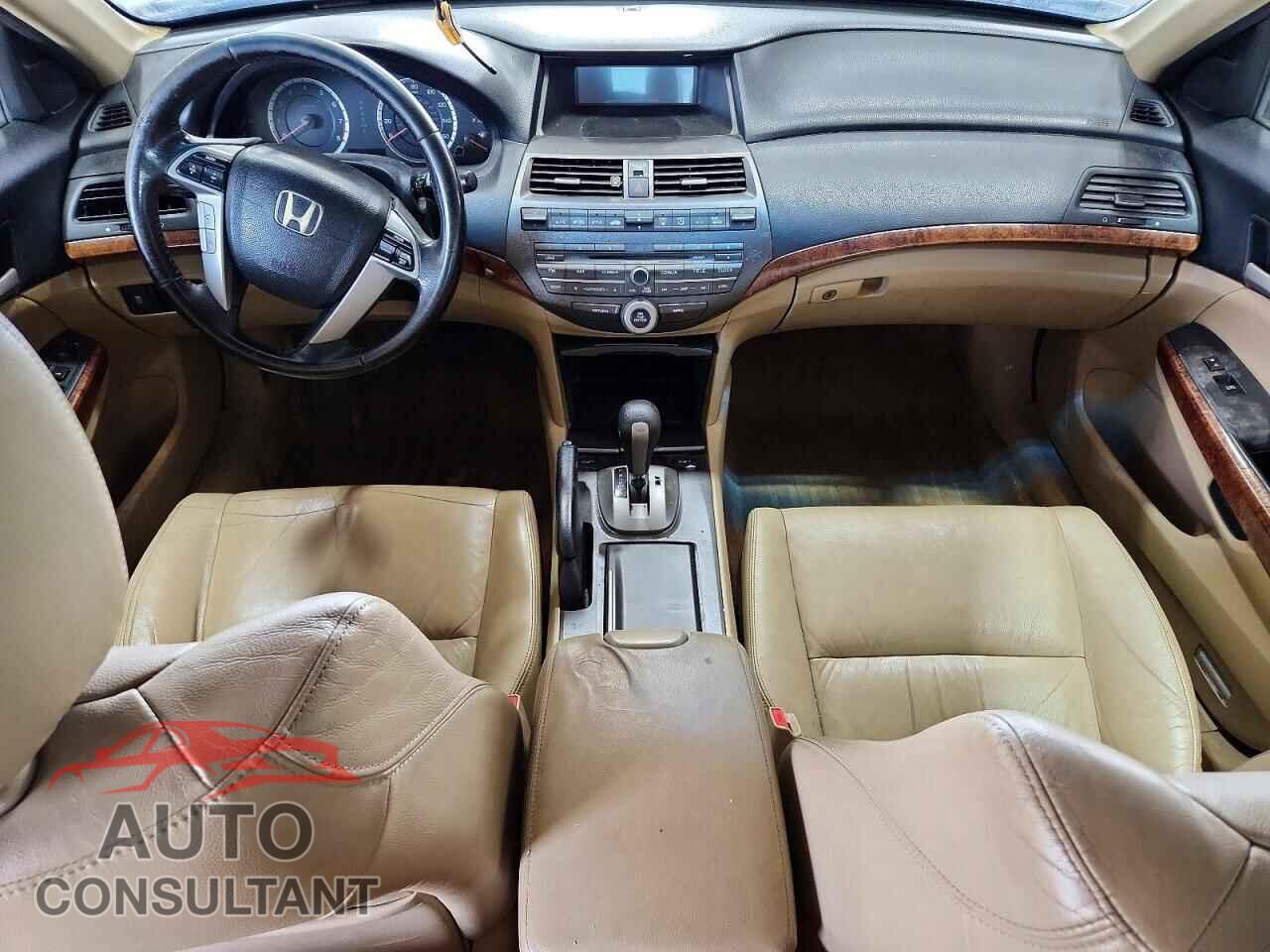HONDA ACCORD 2012 - 1HGCP2F83CA070268