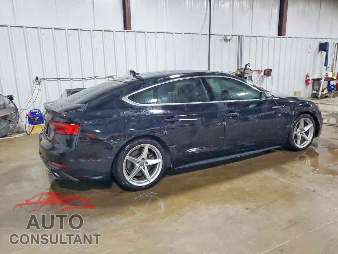 AUDI A5 2019 - WAUENCF52KA021714