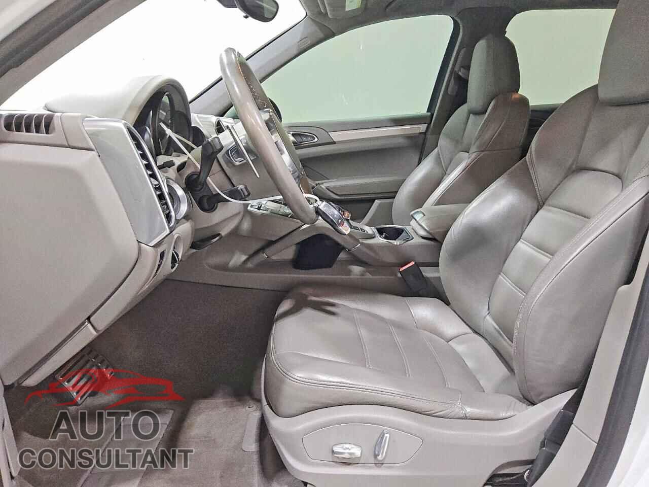 PORSCHE CAYENNE 2014 - WP1AD2A20ELA73569