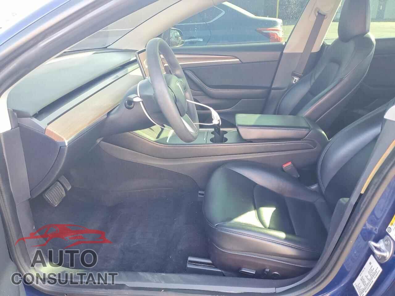 TESLA MODEL 3 2022 - 5YJ3E1EA4NF142947