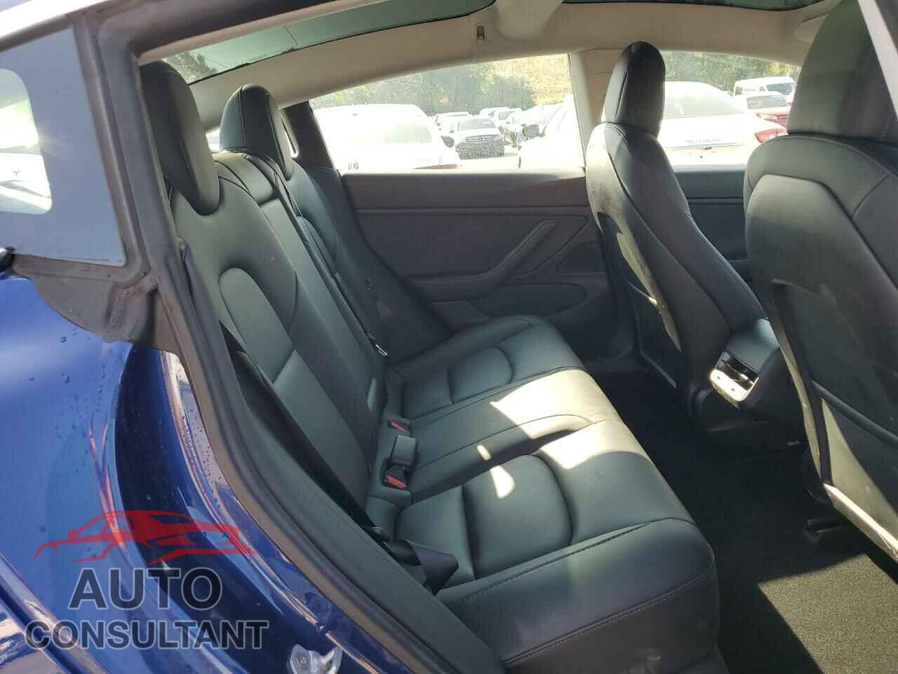 TESLA MODEL 3 2020 - 5YJ3E1EBXLF627955