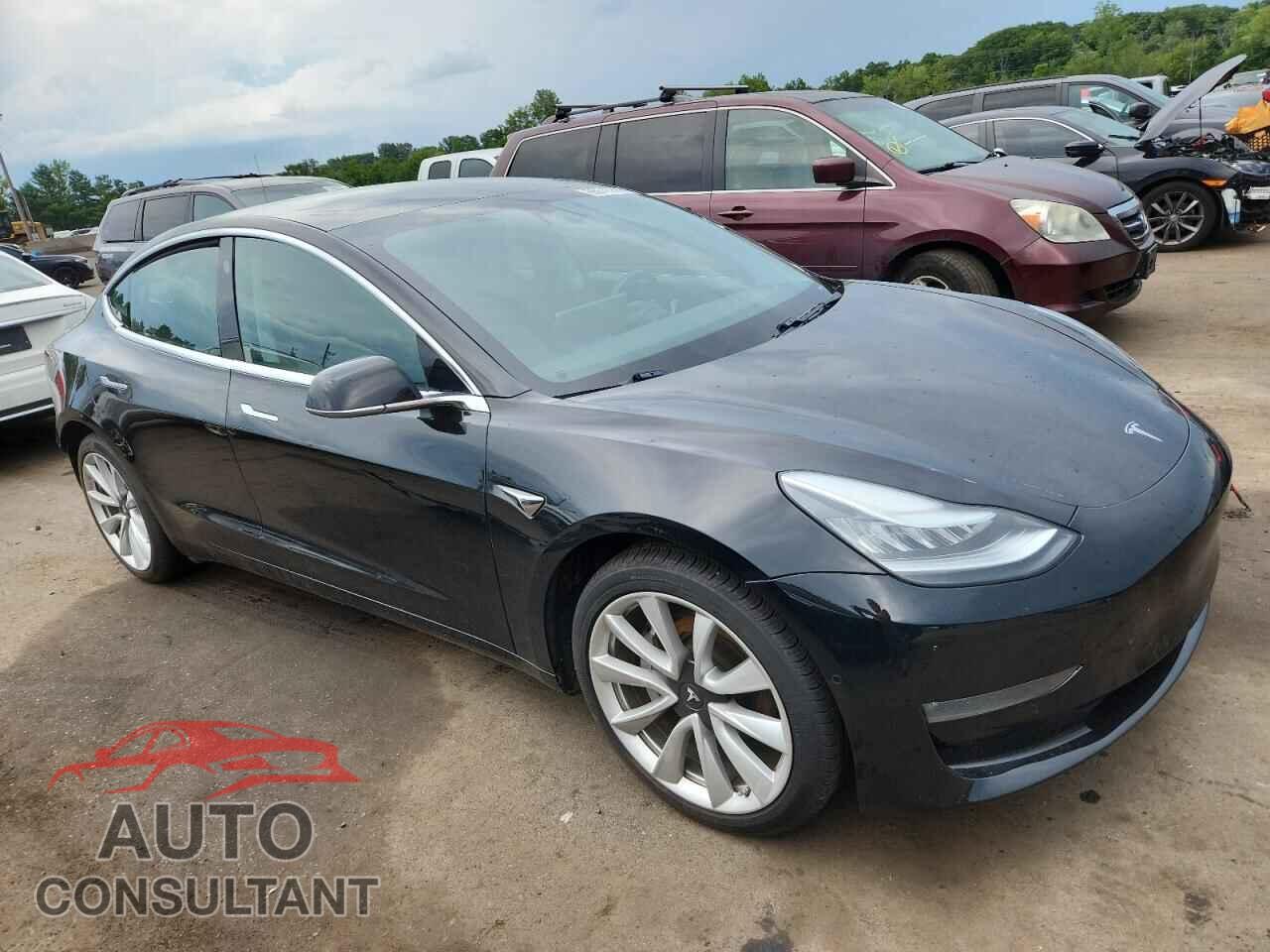 TESLA MODEL 3 2019 - 5YJ3E1EB0KF388723