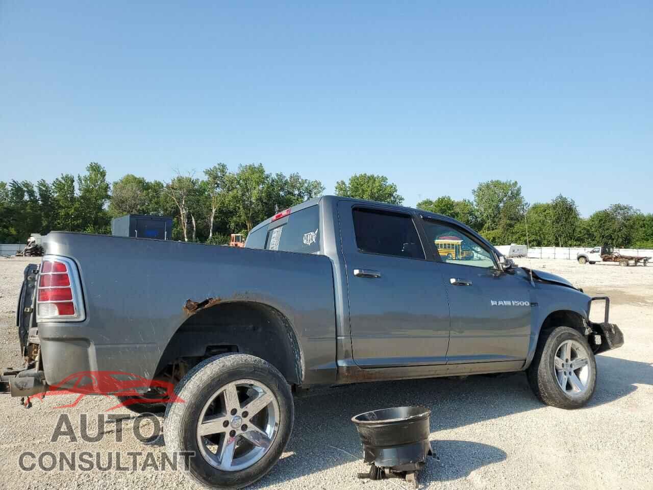 DODGE RAM 1500 2012 - 1C6RD7MT5CS203913