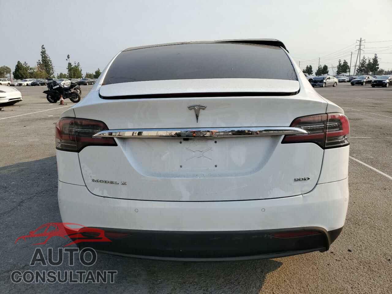 TESLA MODEL X 2016 - 5YJXCBE24GF003765