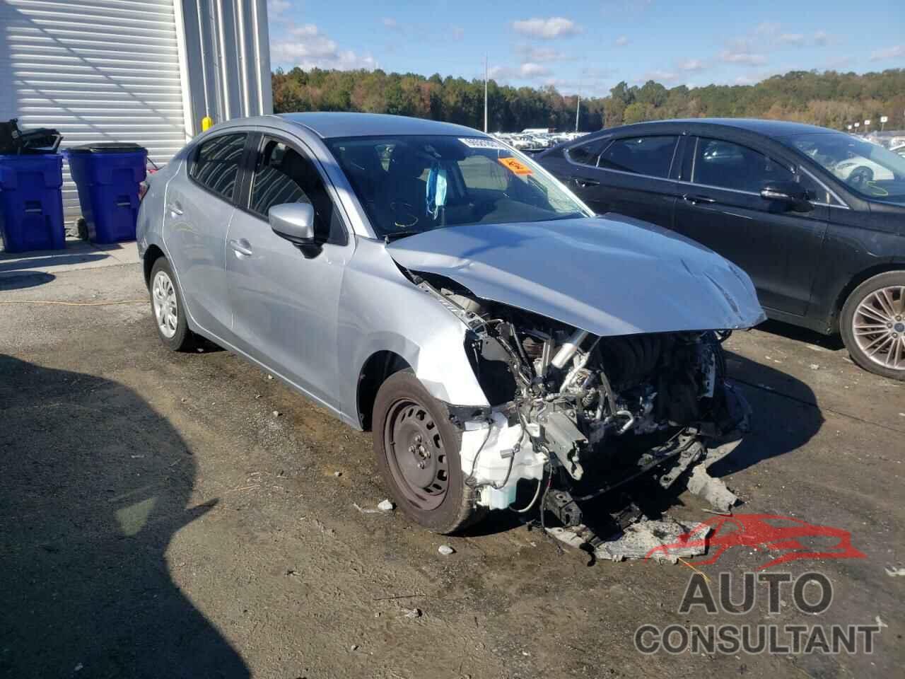 TOYOTA YARIS 2019 - 3MYDLBYV6KY523814