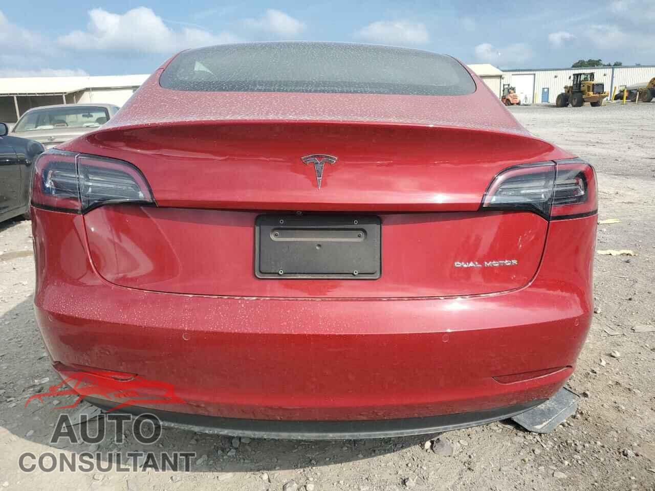 TESLA MODEL 3 2019 - 5YJ3E1EB4KF453833