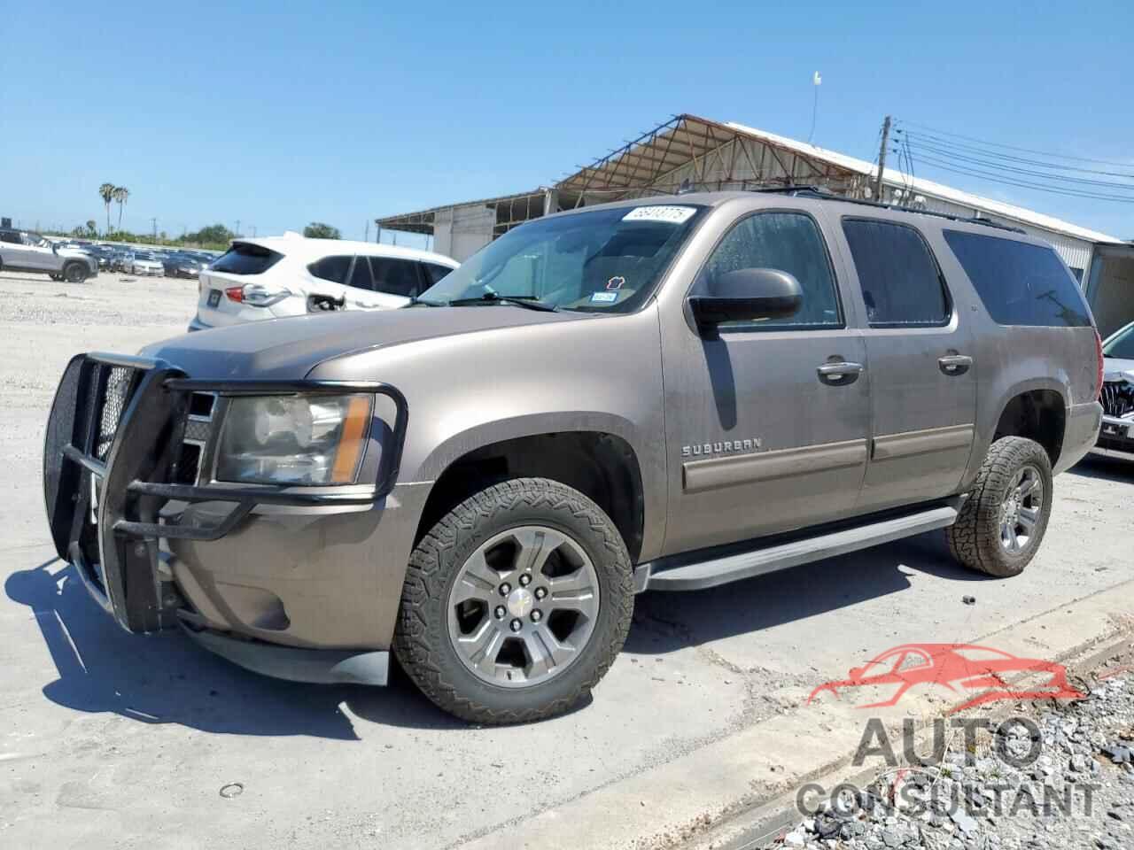 CHEVROLET SUBURBAN 2013 - 1GNSKJE72DR204337