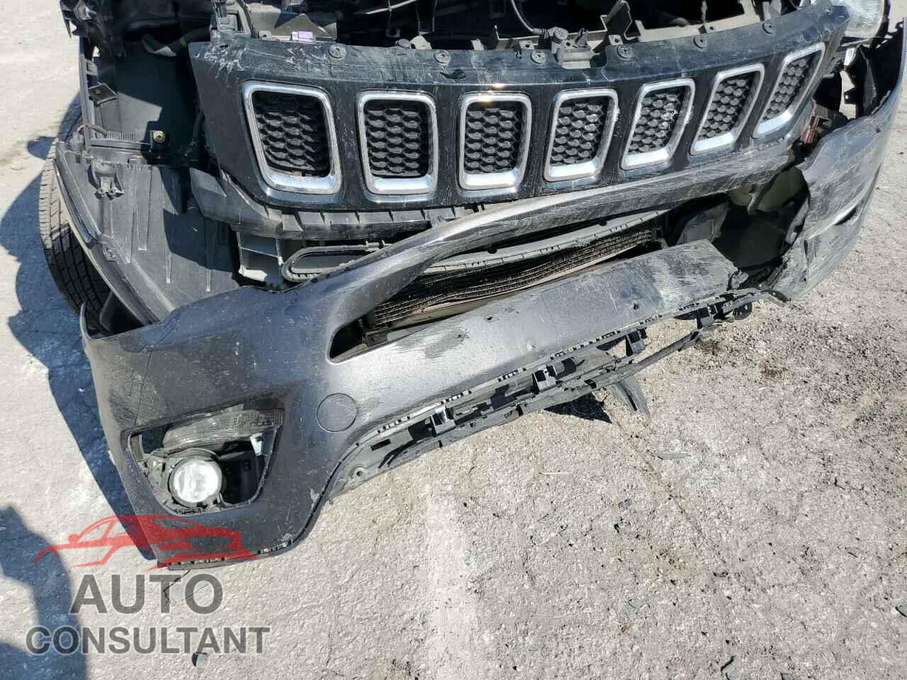 JEEP COMPASS 2017 - 3C4NJDBB4HT656015
