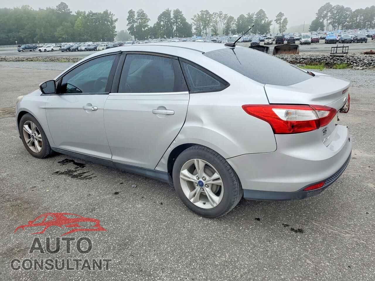 FORD FOCUS 2014 - 1FADP3F22EL414657