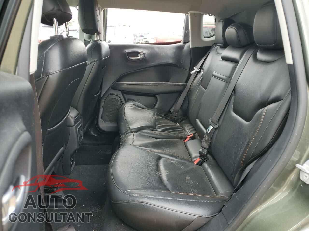 JEEP COMPASS 2019 - 3C4NJDCB2KT697345