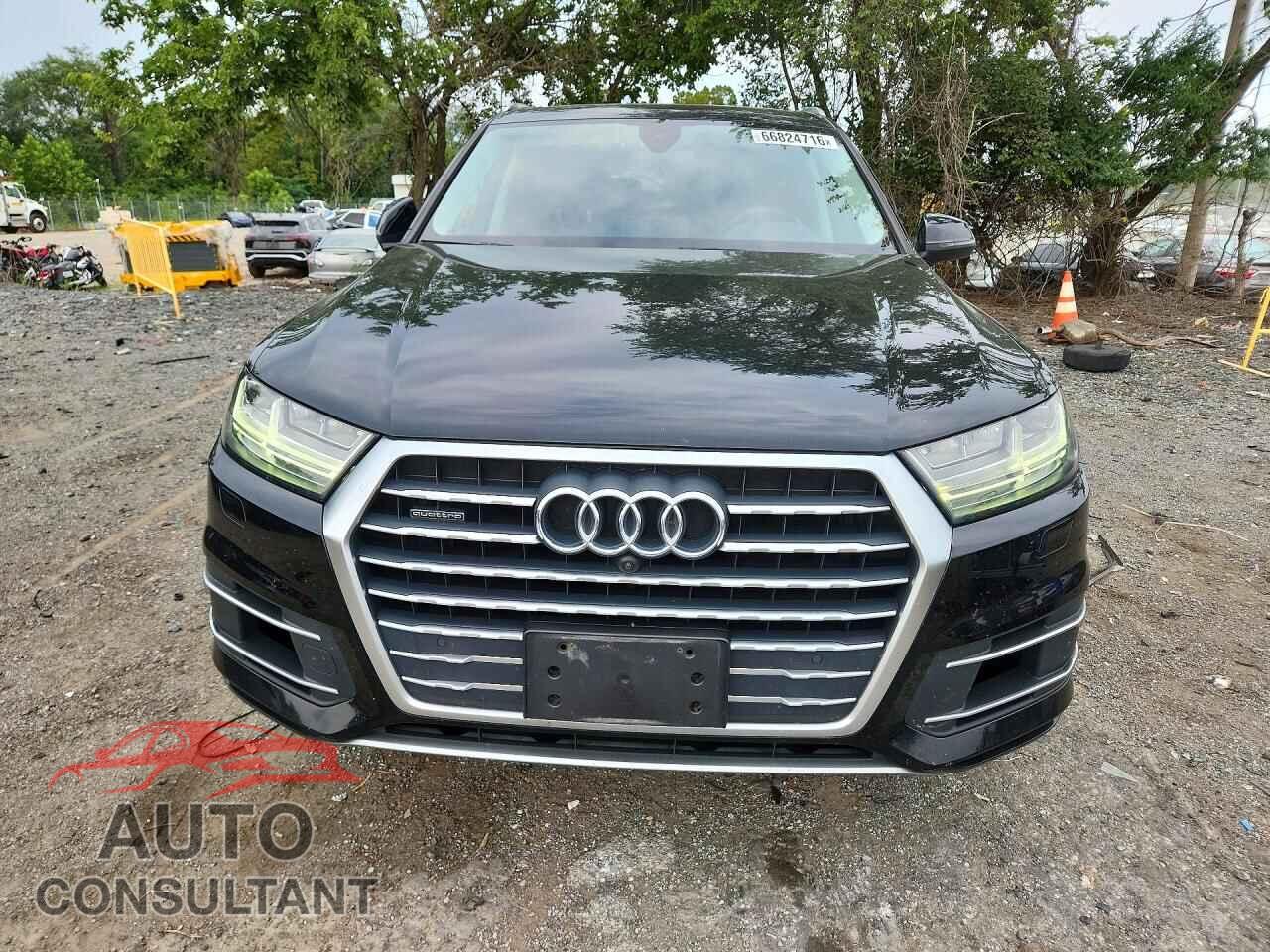 AUDI Q7 2019 - WA1LAAF77KD009921