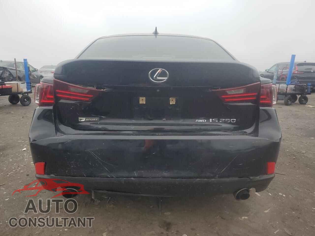 LEXUS IS 2015 - JTHCF1D24F5028830