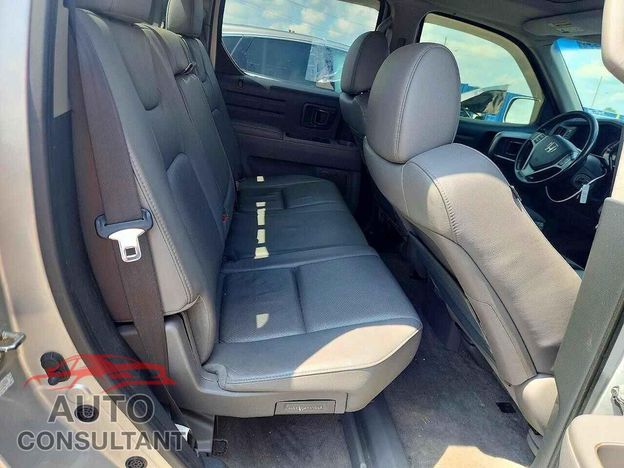 HONDA RIDGELINE 2011 - 5FPYK1F56BB004099