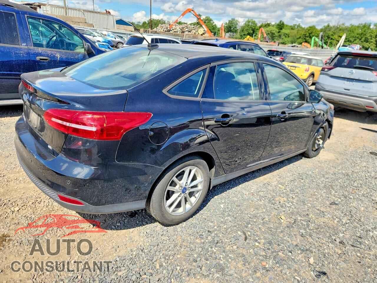 FORD FOCUS 2016 - 1FADP3F22GL228099