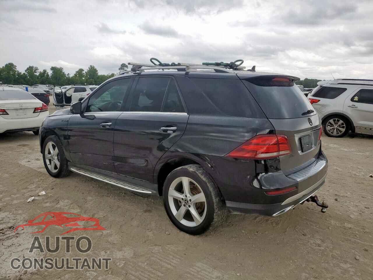 MERCEDES-BENZ GLE-CLASS 2018 - 4JGDA5JB2JB152276