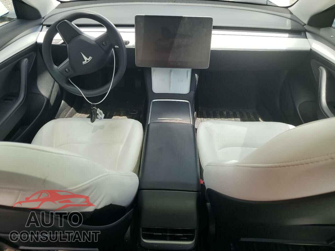 TESLA MODEL 3 2023 - 5YJ3E1EA5PF425392
