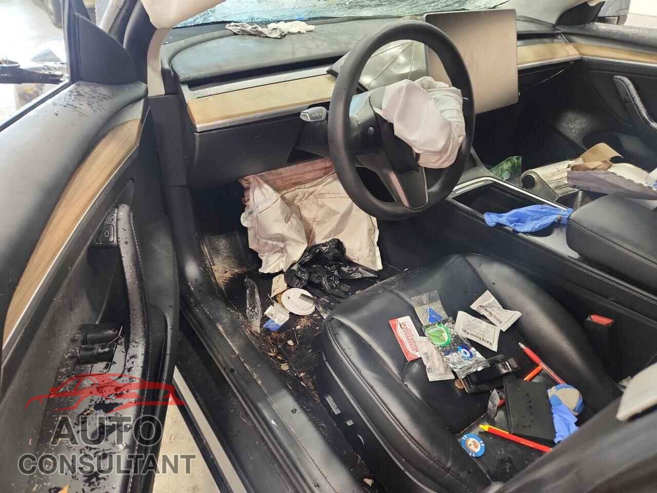 TESLA MODEL 3 2022 - 5YJ3E1EB6NF174615