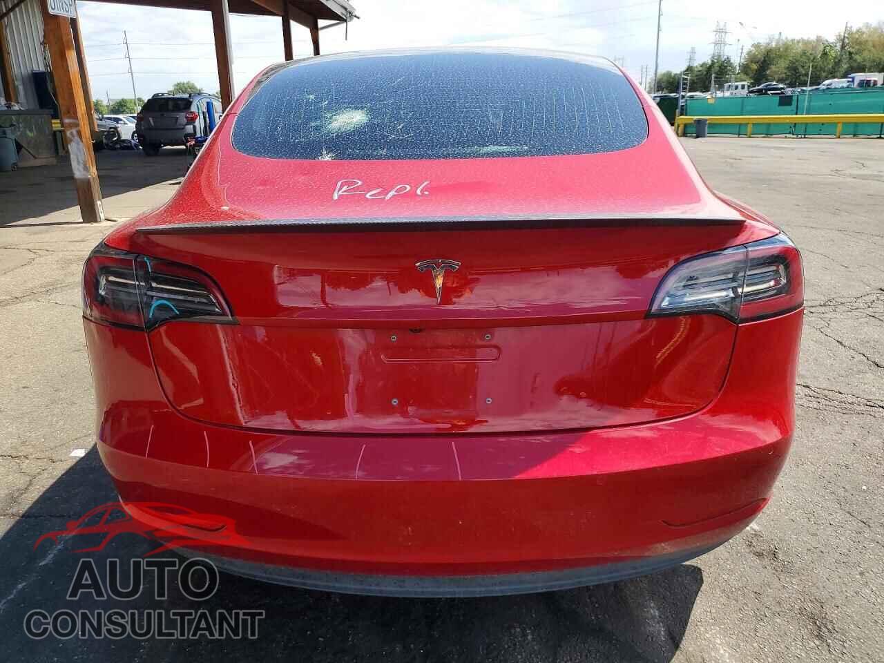 TESLA MODEL 3 2018 - 5YJ3E1EB6JF083578