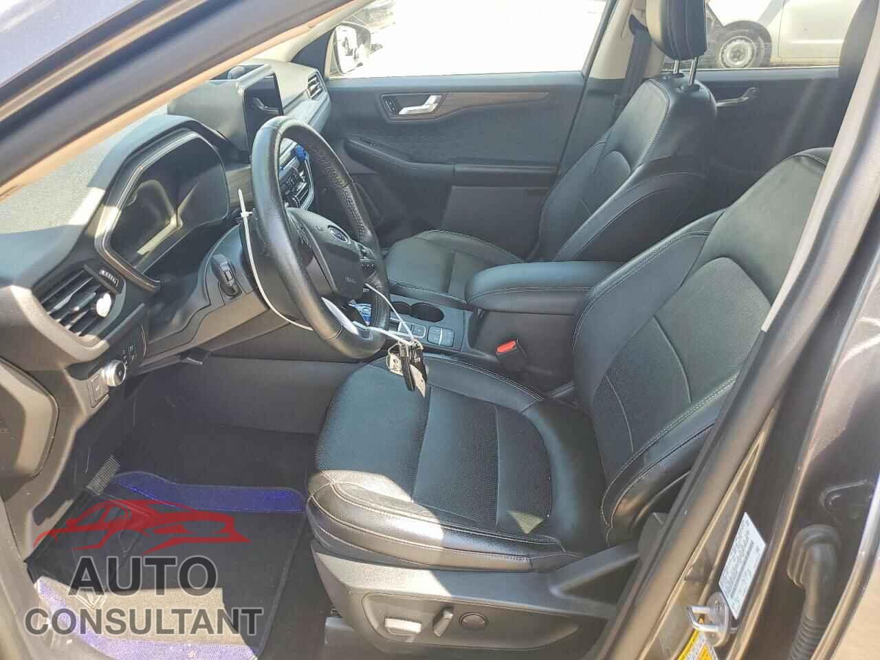 FORD ESCAPE 2020 - 1FMCU9J94LUA04340
